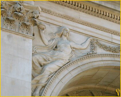 Apthorp entrance